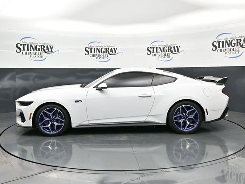 Used 2024 Ford Mustang GT Premium w/ GT Performance Package RWD image 4