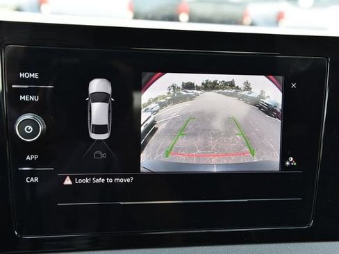 Certified 2025 Volkswagen Jetta Sport FWD image 13