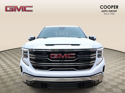 New 2026 GMC Sierra 1500 SLT w/ SLT Premium Package AWD/4WD image 11