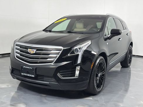 Used 2017 Cadillac XT5 FWD image 8