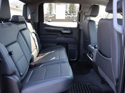 Used 2022 Chevrolet Silverado 1500 LTZ image 19