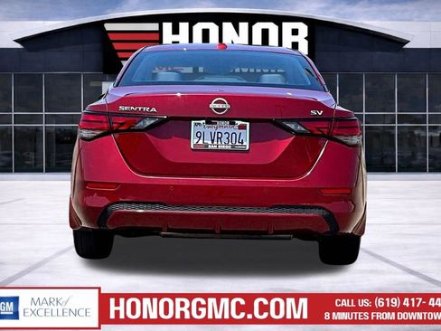 Used 2024 Nissan Sentra SV FWD image 5