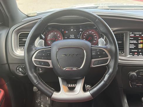 Used 2022 Dodge Charger SRT Hellcat w/ Harman/Kardon Audio Group image 11