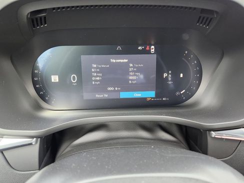 New 2026 Volvo XC60 B5 Ultra w/ Climate Package image 6