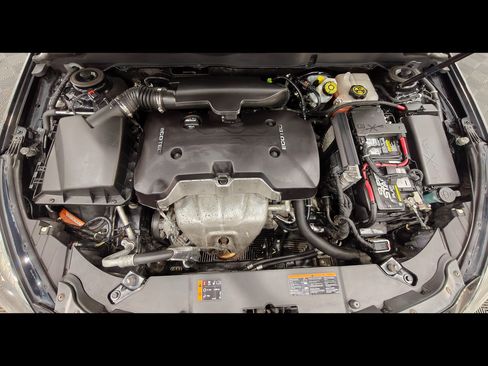 Used 2015 Chevrolet Malibu LT FWD image 36