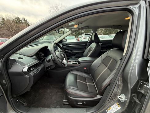 Used 2025 Nissan Altima 2.5 SR image 25