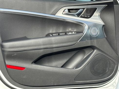 New 2026 Genesis G70 2.5T Prestige image 10