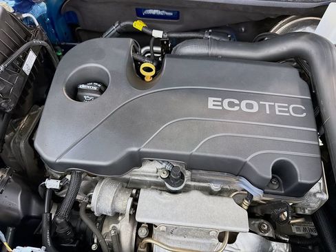 Used 2019 Chevrolet Equinox LT FWD image 29