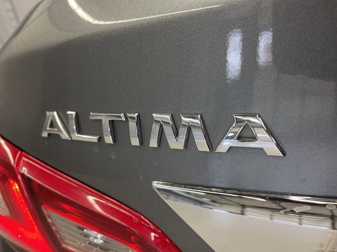 Used 2018 Nissan Altima 2.5 S w/ S Convenience Package image 29