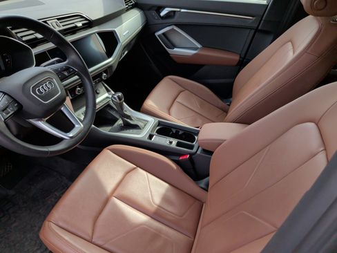 Used 2022 Audi Q3 2.0T Premium w/ Convenience Package image 27