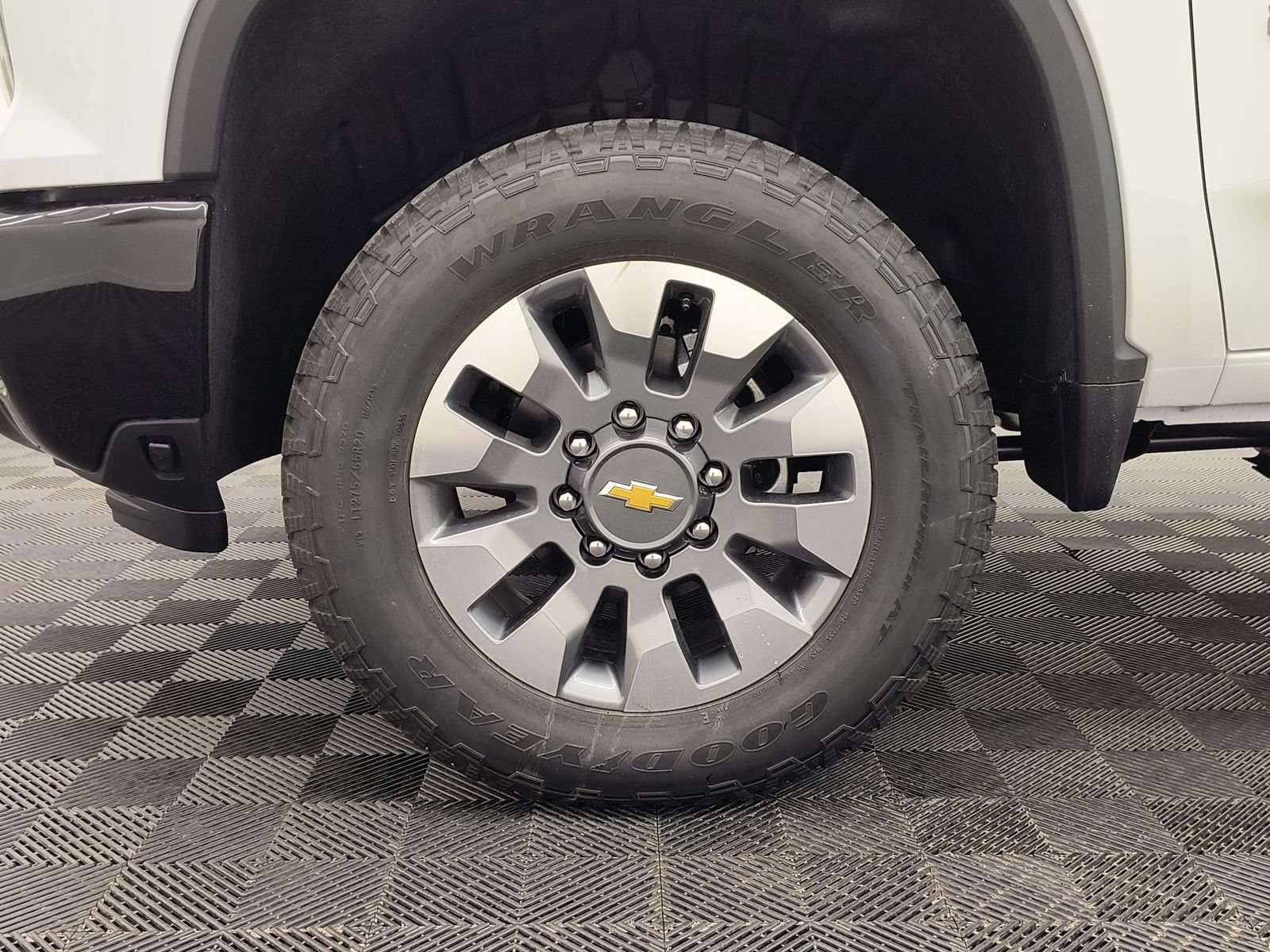 New 2026 Chevrolet Silverado 2500 Custom w/ Custom Value Package AWD/4WD image 11
