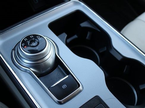 Used 2021 Ford Edge Titanium w/ Equipment Group 301A image 23