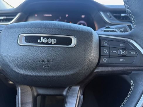 Used 2023 Jeep Grand Cherokee L Limited image 26