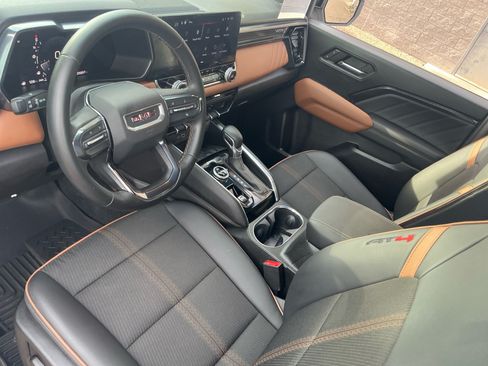 Used 2023 GMC Canyon AT4 w/ Canyon Safety Plus Package AWD/4WD image 20