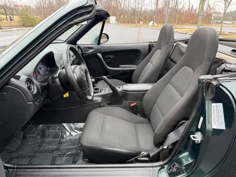 Used 1999 MAZDA MX-5 Miata 10th Anniversary Edition image 12