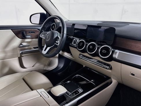Used 2020 Mercedes-Benz GLB 250 4MATIC image 26