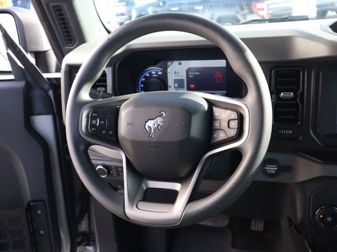 Used 2021 Ford Bronco 4-Door image 10