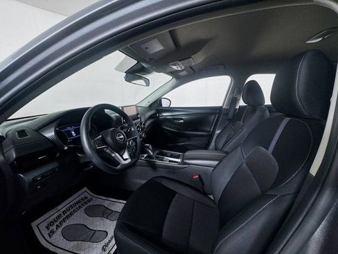 Certified 2025 Nissan Sentra SV w/ Trunk Package image 16