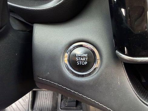 Used 2023 Toyota Highlander Platinum image 24