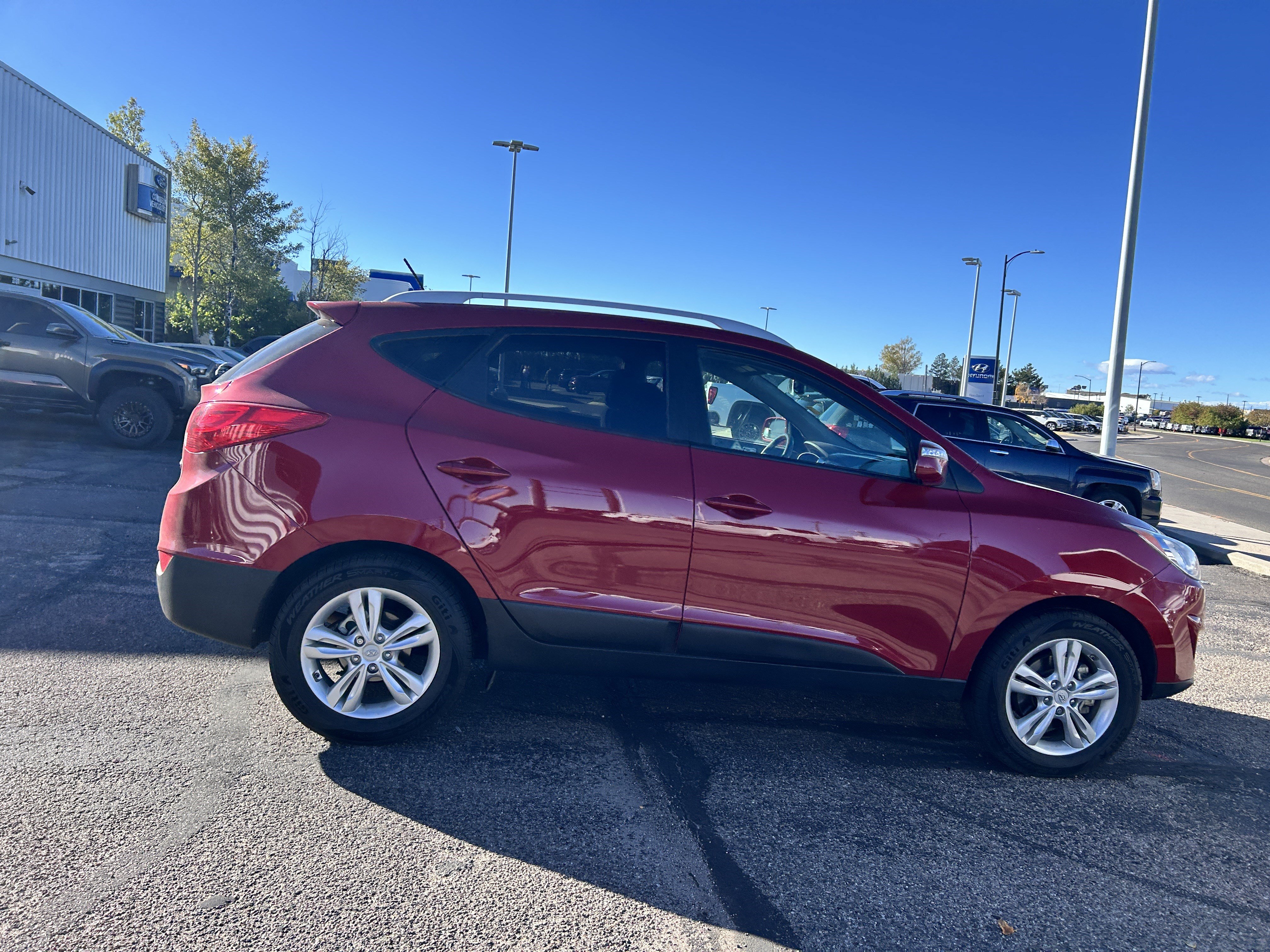 Used 2012 Hyundai Tucson GLS FWD image 6