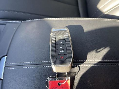 Certified 2025 INFINITI QX60 Luxe image 23