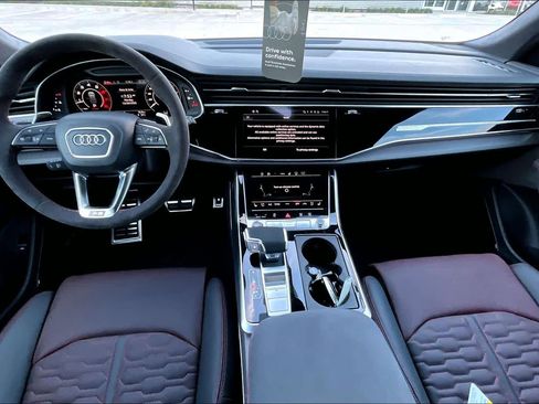 New 2026 Audi RS Q8 performance image 5
