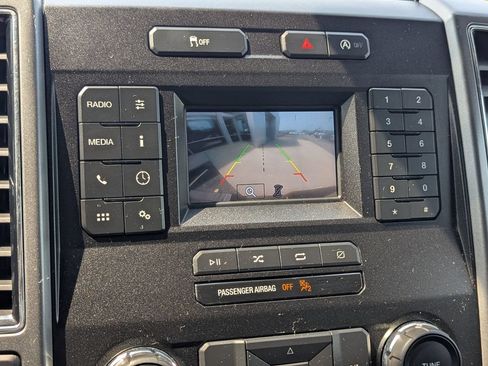 Used 2018 Ford F150 XLT AWD/4WD image 17