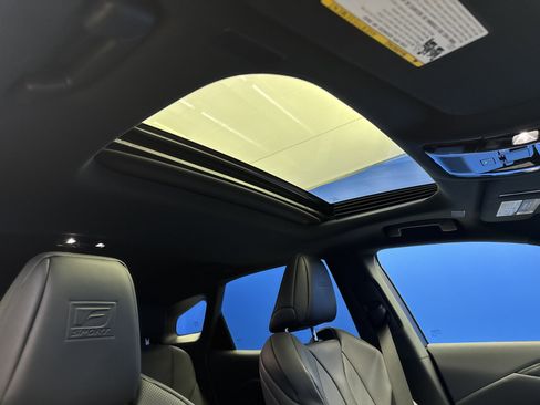 Used 2024 Lexus RX 350 F Sport image 25