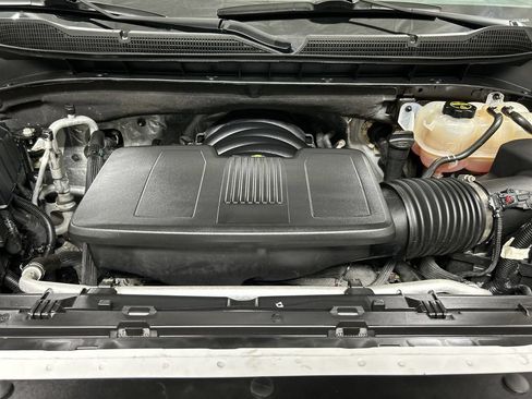 Certified 2024 Chevrolet Silverado 1500 LT Trail Boss w/ Convenience Package II AWD/4WD image 24