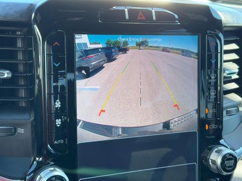 Used 2024 RAM 1500 Big Horn AWD/4WD image 24