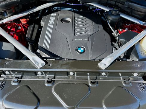 Certified 2023 BMW X6 xDrive40i w/ Executive Package image 33