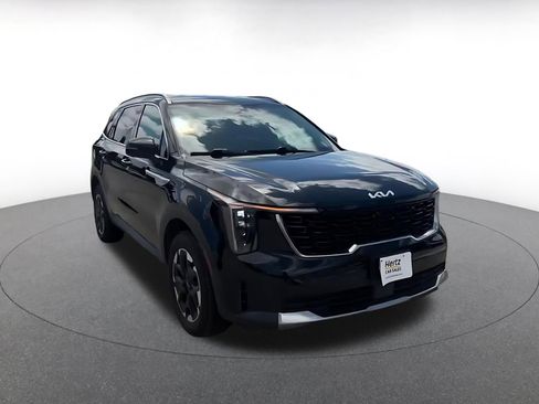 Used 2024 Kia Sorento S AWD/4WD image 3