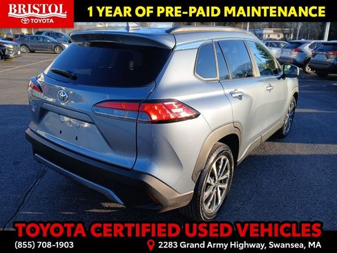 Certified 2024 Toyota Corolla Cross XLE image 7