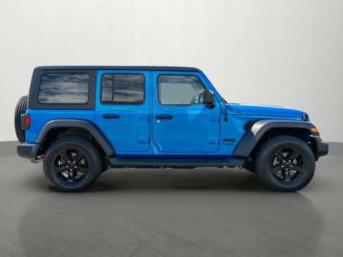 Used 2022 Jeep Wrangler Unlimited Sport AWD/4WD image 8