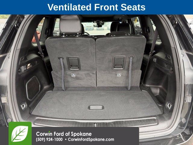 Used 2024 Jeep Grand Cherokee L Limited w/ Luxury Tech Group II AWD/4WD image 19