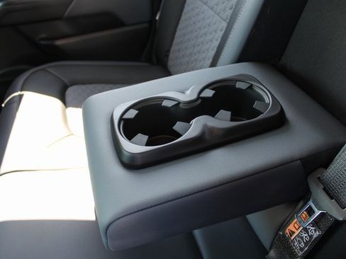 Used 2020 Chevrolet Colorado Z71 image 39