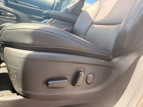 Used 2025 Kia Telluride S FWD image 10