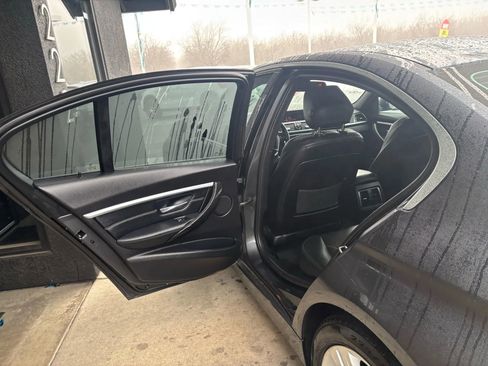 Used 2018 BMW 330i Sedan image 11