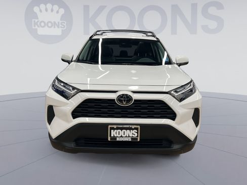 Used 2025 Toyota RAV4 XLE w/ Convenience Package AWD/4WD image 8