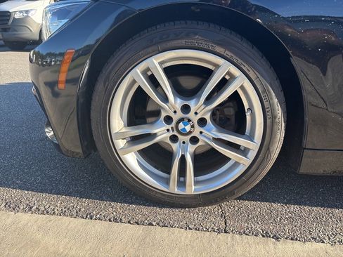 Used 2018 BMW 430i Convertible image 14