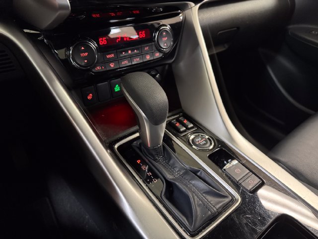 Used 2025 Mitsubishi Eclipse Cross SEL AWD/4WD image 18
