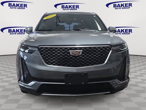 Used 2022 Cadillac XT6 Premium Luxury image 2