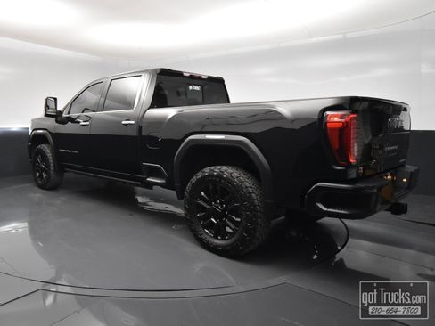 Used 2022 GMC Sierra 2500 Denali w/ Denali Ultimate Package AWD/4WD image 5
