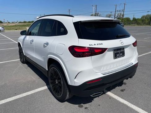 New 2025 Mercedes-Benz GLA 250 image 9