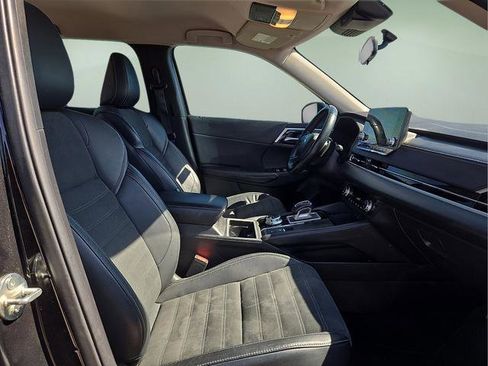 Used 2022 Mitsubishi Outlander SE image 11