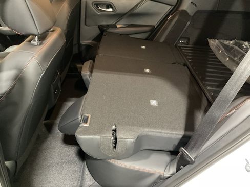 Used 2026 Nissan Rogue SV image 42