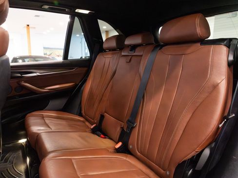 Used 2017 BMW X5 xDrive35d image 21