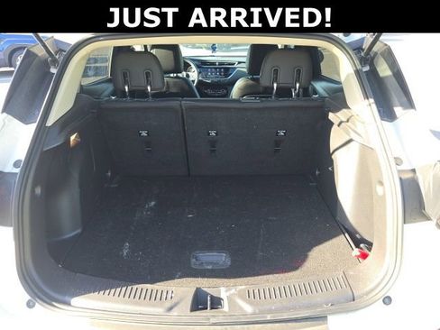 Used 2022 Buick Encore GX Select AWD/4WD image 7