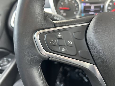 Used 2018 Chevrolet Equinox LT w/ Sun & Infotainment Package image 19