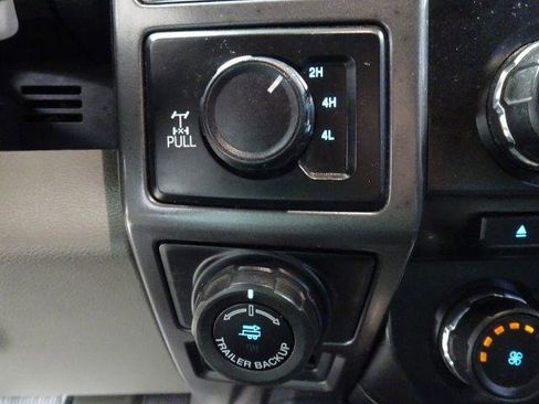 Used 2018 Ford F150 XLT w/ Equipment Group 302A Luxury AWD/4WD image 33